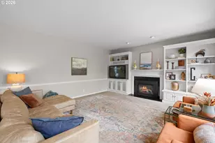 17485 Brookhurst Dr, Lake Oswego, OR 97034 - Photo 15