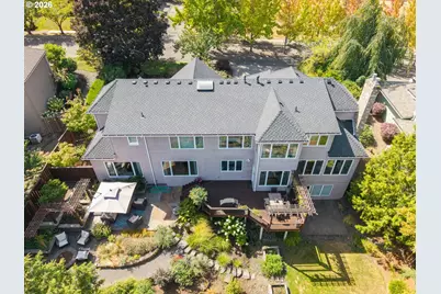 17485 Brookhurst Dr, Lake Oswego, OR 97034 - Photo 45