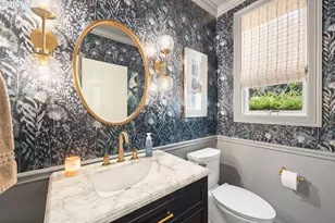 17485 Brookhurst Dr, Lake Oswego, OR 97034 - Photo 11