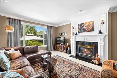 17485 Brookhurst Dr, Lake Oswego, OR 97034 - Photo 5
