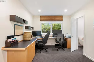 2230 W Harvard Ave, Roseburg, OR 97471 - Photo 27