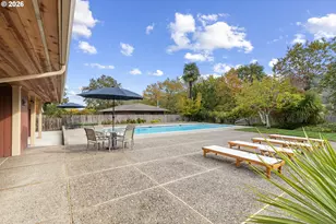 2230 W Harvard Ave, Roseburg, OR 97471 - Photo 39