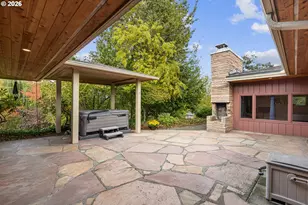 2230 W Harvard Ave, Roseburg, OR 97471 - Photo 45