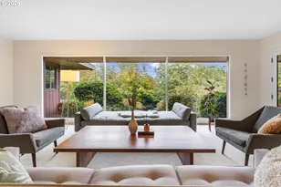 2230 W Harvard Ave, Roseburg, OR 97471 - Photo 17