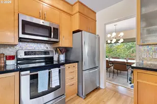 2230 W Harvard Ave, Roseburg, OR 97471 - Photo 11