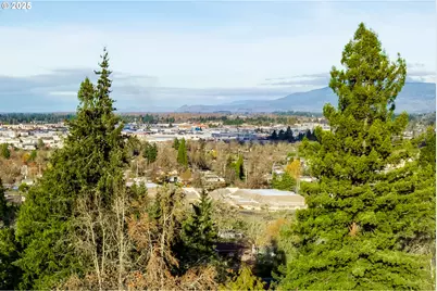 2595 Highland Oaks Dr, Eugene, OR 97405 - Photo 39