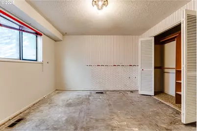 2595 Highland Oaks Dr, Eugene, OR 97405 - Photo 33