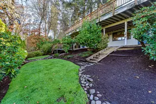 2595 Highland Oaks Dr, Eugene, OR 97405 - Photo 41