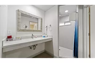 428 N Underwood St, Kennewick, WA 99336 - Photo 9
