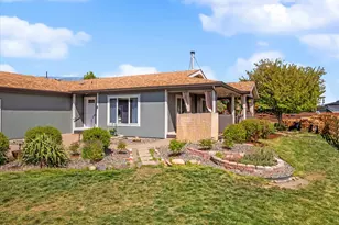 207 Court St, Enterprise, OR 97828 - Photo 5