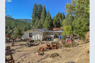 27001 State Highway 42, Camas Valley, OR 97416 - Photo 9