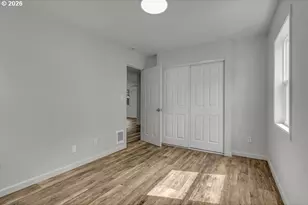 905 20th St SE, Salem, OR 97301 - Photo 23
