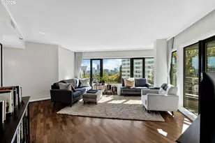 2245 SW Park Pl, Portland, OR 97205 - Photo 7
