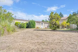 66502 Doetsch Rd, Deer Island, OR 97054 - Photo 25