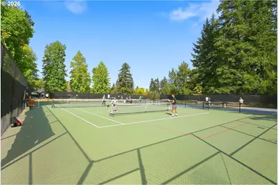 13217 SW Summerwood Dr, Portland, OR 97223 - Photo 37