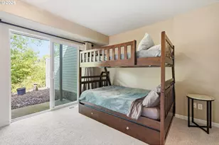 13217 SW Summerwood Dr, Portland, OR 97223 - Photo 25