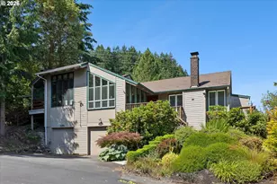 6165 SW Heights Ln, Beaverton, OR 97007 - Photo 3