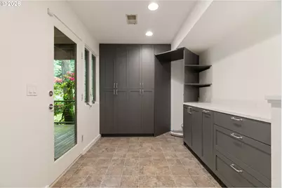 710 NW Winchester Ter, Portland, OR 97210 - Photo 39
