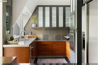 710 NW Winchester Ter, Portland, OR 97210 - Photo 19