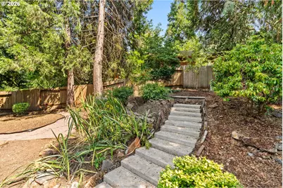 537 S 71st St, Springfield, OR 97478 - Photo 33