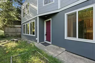 11015 SW 41st Ave, Portland, OR 97219 - Photo 3