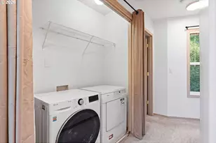 11015 SW 41st Ave, Portland, OR 97219 - Photo 23