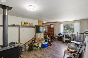 46760 Hwy 242, Myrtle Point, OR 97458 - Photo 15