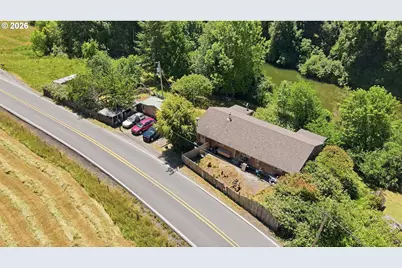 46760 Highway 242, Myrtle Point, OR 97458 - Photo 45