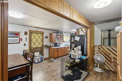 46760 Highway 242, Myrtle Point, OR 97458 - Photo 11
