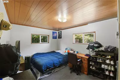 46760 Highway 242, Myrtle Point, OR 97458 - Photo 21