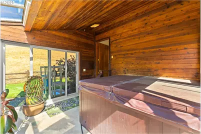 325 Beals Creek Rd, Canyonville, OR 97417 - Photo 17