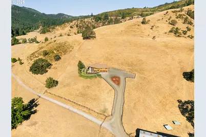 325 Beals Creek Rd, Canyonville, OR 97417 - Photo 47