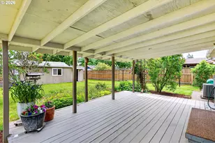 2012 SE 185th Ave, Portland, OR 97035 - Photo 9