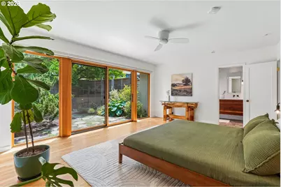 411 SE 65th Ave, Portland, OR 97215 - Photo 21