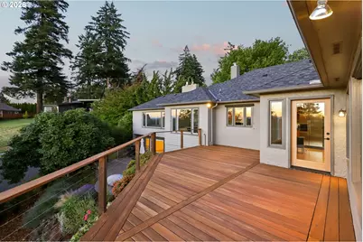 411 SE 65th Ave, Portland, OR 97215 - Photo 39