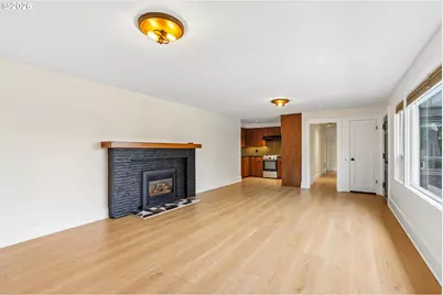 411 SE 65th Ave, Portland, OR 97215 - Photo 17