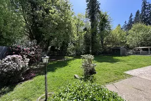 38684 Natures Garden St, Springfield, OR 97478 - Photo 25