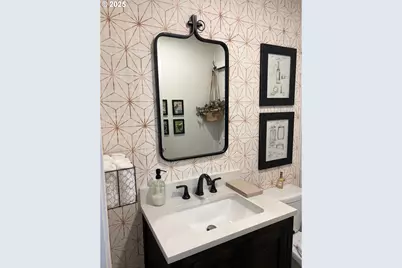 258 N Kutch St, Carlton, OR 97111 - Photo 11