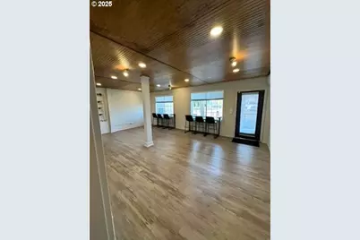 258 N Kutch St, Carlton, OR 97111 - Photo 5