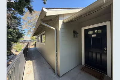 1930 NW 143rd Ave #70, Portland, OR 97229 - Photo 3