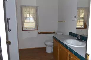 130 River Ridge Ave, Roseburg, OR 97471 - Photo 9