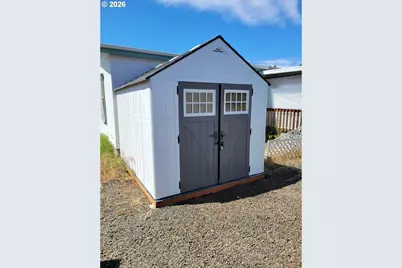 130 River Ridge Ave, Roseburg, OR 97471 - Photo 3