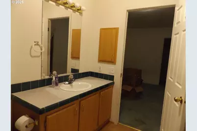 130 River Ridge Ave, Roseburg, OR 97471 - Photo 11