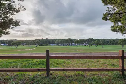 2340 S Crestline Dr, Waldport, OR 97394 - Photo 41