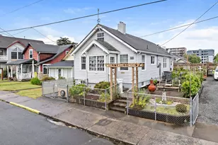 416 S Downing St, Seaside, OR 97138 - Photo 1