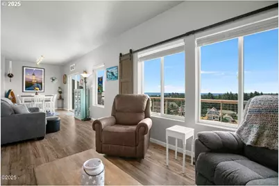 4119 SE Keel Way, Lincoln City, OR 97367 - Photo 11