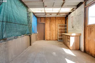 910 Cornell Ave, Gladstone, OR 97027 - Photo 37