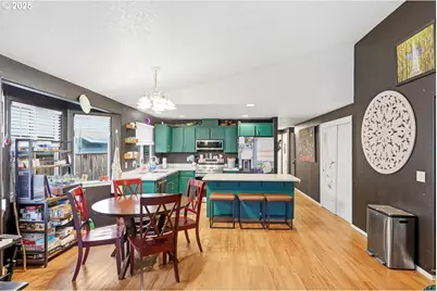 1439 SW 208th Ave, Beaverton, OR 97003 - Photo 3