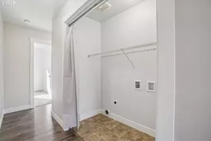 50 Hill Dr, Cathlamet, WA 98612 - Photo 11