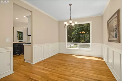3208 SW Luradel St, Portland, OR 97219 - Photo 9
